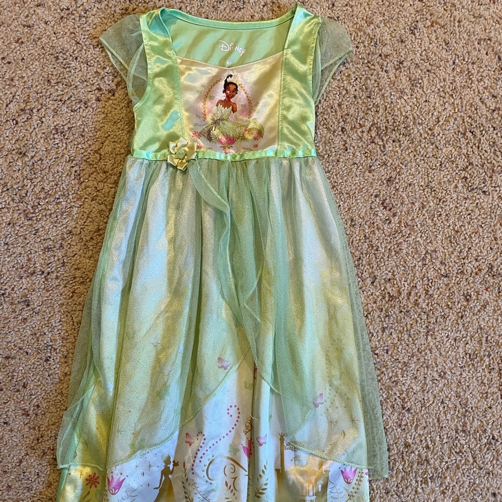 Princess tiana night gown XS